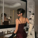 Sexet aftenkjole med stropper og butterfly