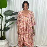 Damekjole - V-hals - Flagrende pasform - 3/4 ærmer - Trendy dyreprint