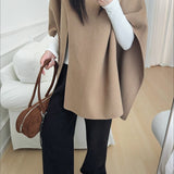 Asymmetrisk tørklæde, sjal, kappe eller frakke i ensfarvet Tencel-uld