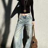 falmede, vide, slidte jeans