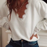 Langærmet bluse med blondeindsatser