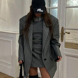 Trendy stribet blazersæt i to dele