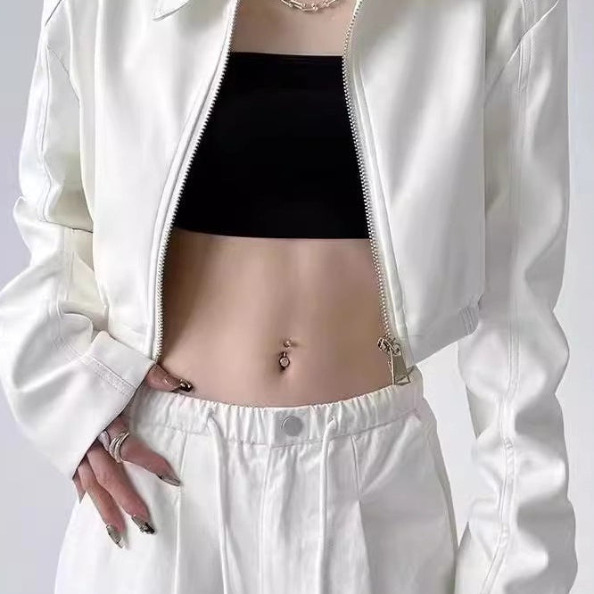 Kort bikerjakke med nedadgående krave