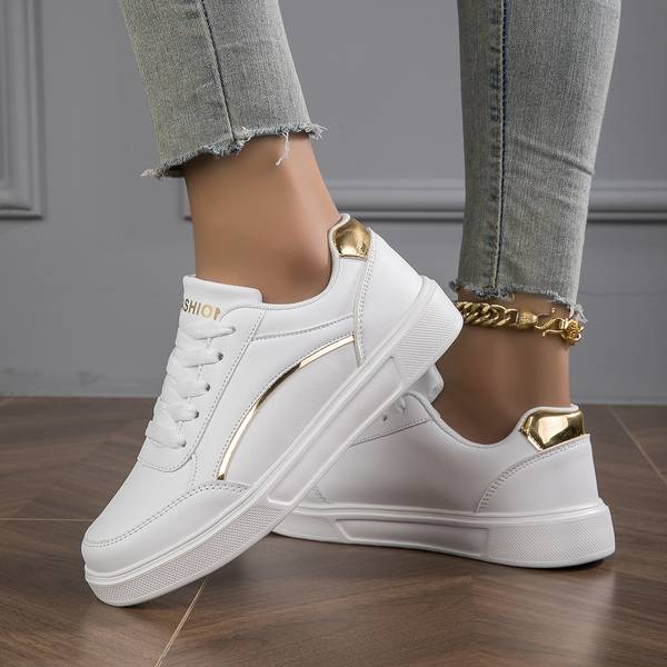 Lianne Sneakers - Hvide sneakers med guld/sølv detaljer