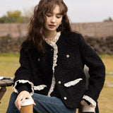 Retro uldjakke med blondepaneler