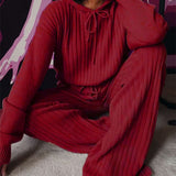 Damesæt – Ribbet strik – Komfortabel og elegant – Langærmet top med tætsiddende bukser