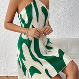 Damekjole uden ryg - Tætsiddende snit - Kort - Plisseret stof - Abstrakt print