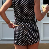 Afslappet sæt med polkaprikker og to dele