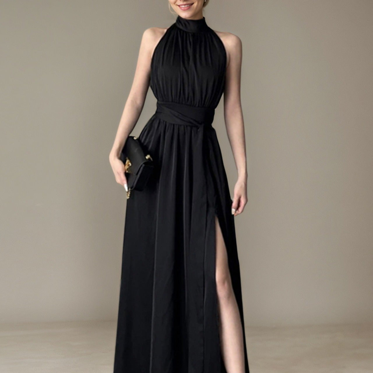 Elegant lang ærmeløs aftenkjole