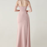 Havfrue-aftenkjole i satin med tynde stropper