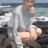 Langærmet sweatshirt med skulderlukning og nitter