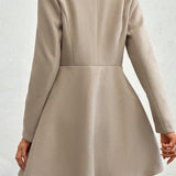 Lang uldfrakke med bælte