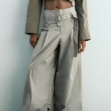 Højtaljede cargobukser med vide ben og bælte