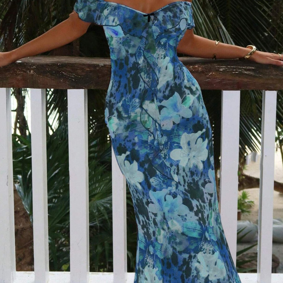 Sexet, stropløs, printet, flæset, bodycon maxikjole