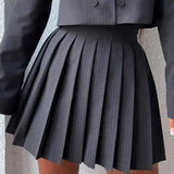 Chic preppy todelt blazer- og miniskørtsæt