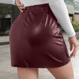 PU-nederdel med høj slids og A-snit