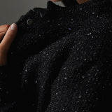 Paillettejakke med høj krave og lommer