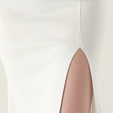 Stropløs plisseret aftenkjole med hjerteformet halsudskæring