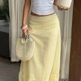 Højtaljet, stribet, svaj-nederdel med smal pasform