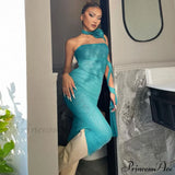 Klassisk stropløs, tætsiddende midikjole, prydet med en 3D-blomsterchoker - Sort