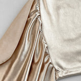 Asymmetrisk aftenkjole med bindestropper