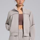 Løstsiddende sportsvest med lynlås til udendørs yoga, lange ærmer