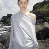 Langærmet sweatshirt med skulderlukning og nitter