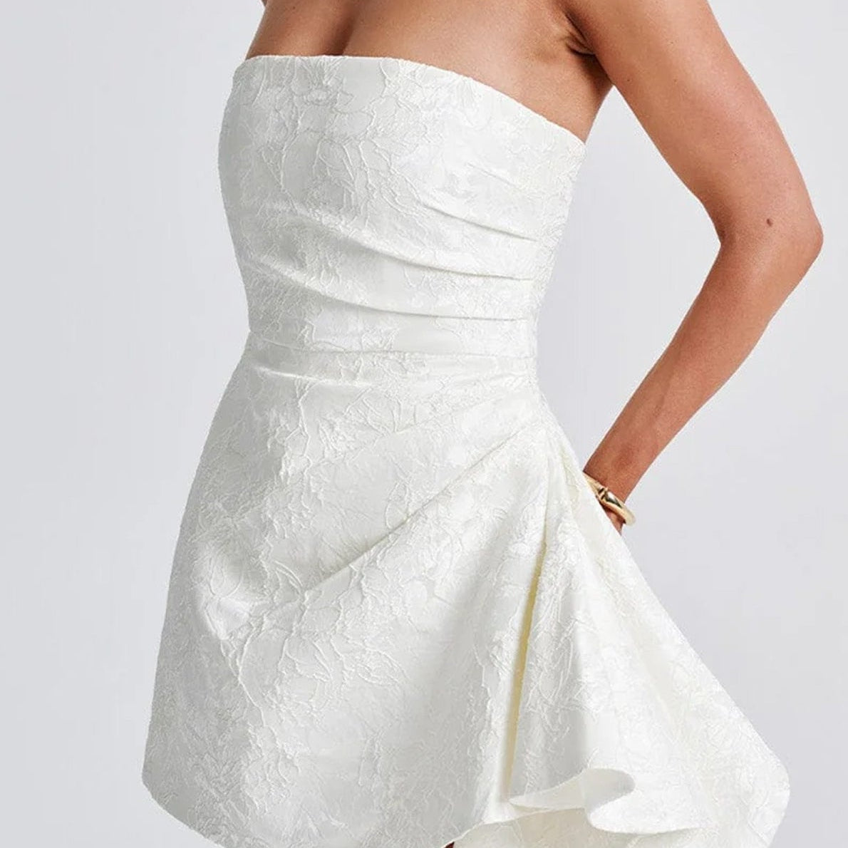 Jacquard stropløs mini aftenkjole