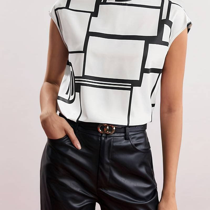 Holli - ærmeløs bluse med rund hals