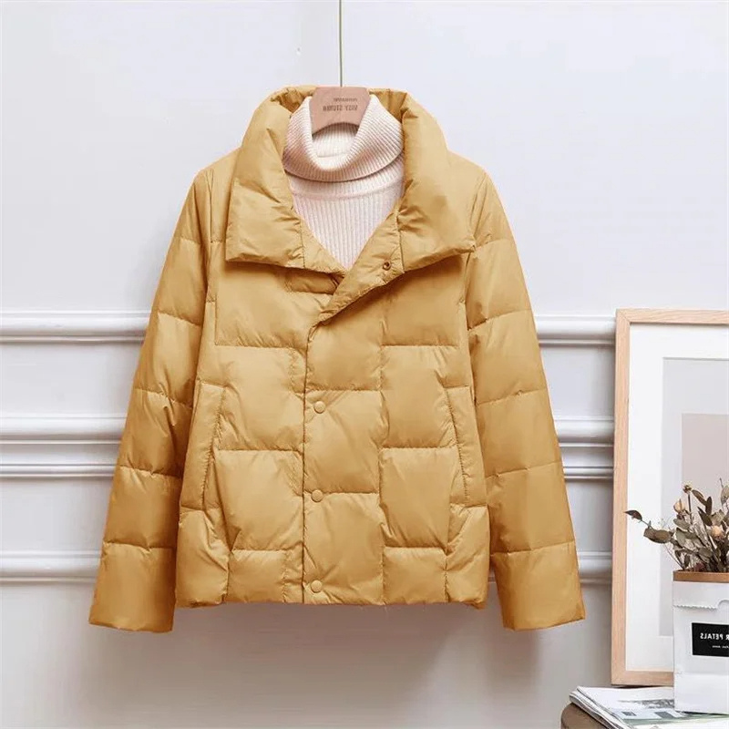 Chic, komfortabel og slidstærk moderne dunjakke til kvinder