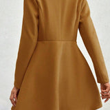 Lang uldfrakke med bælte