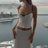 Sexet sæt med polkaprikket tanktop og bodycon-nederdel