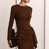 Sexet bodycon minikjole med rynkede detaljer og bandagedetaljer, rund hals