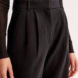 Lara Bukser - Chic og Komfortable for Ubesværet Stil