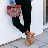 Damesandaler – Flettet læder – Lukket tå – Flad sål – Håndlavet elegance