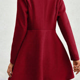 Lang uldfrakke med bælte