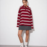 Stribet bluse med lange ærmer og en afslappet krave