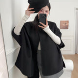 Asymmetrisk tørklæde, sjal, kappe eller frakke i ensfarvet Tencel-uld