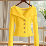 Kort cardigan til kvinder – Blød strik – Tætsiddende snit – Bred krave – Synlige knapper