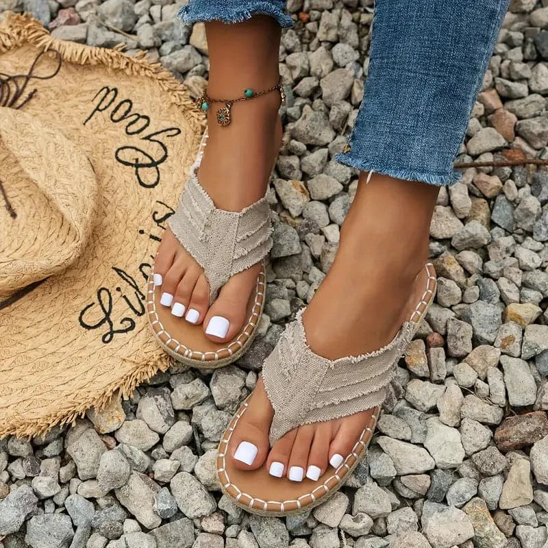 Damesandaler - Flip-Flop-stil - Komfortabel bred rem - Afslappet flad sål