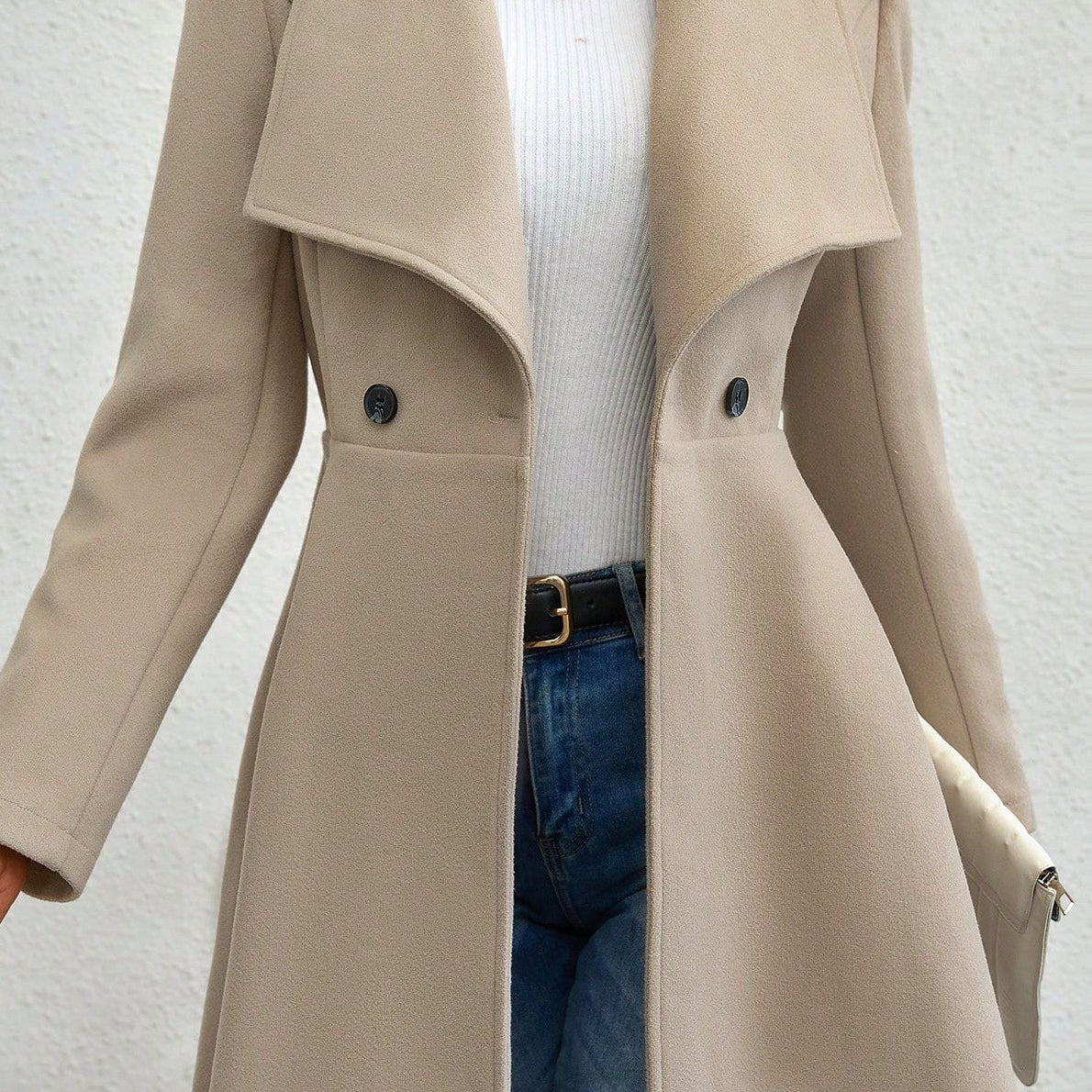 Lang uldfrakke med bælte