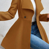 Lang uldfrakke med bælte