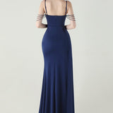 Havfrue-aftenkjole i satin med tynde stropper