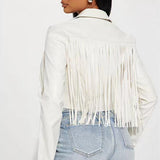 Kort jakke i imiteret læder med frynser