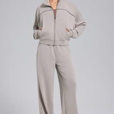 Løstsiddende sportsvest med lynlås til udendørs yoga, lange ærmer