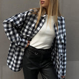 Mellemlang ternet bluse med dobbelte lommer