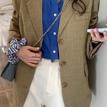 Afslappet, løstsiddende blazer