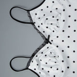 Sexet sæt med polkaprikket tanktop og bodycon-nederdel