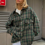 Mellemlang ternet bluse med dobbelte lommer