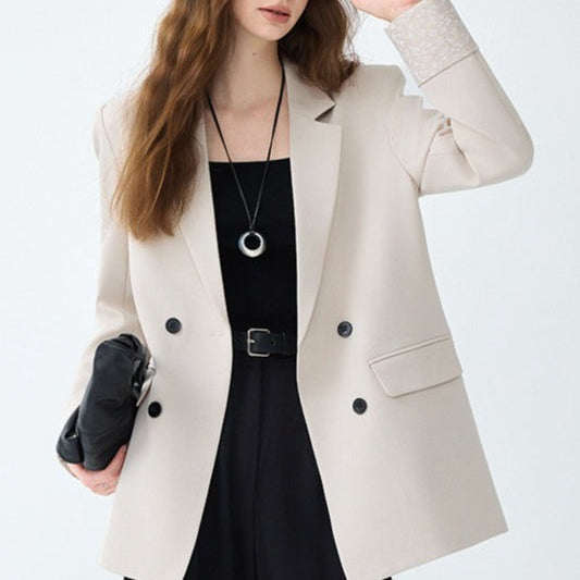 Løstsiddende blazer med lange ærmer